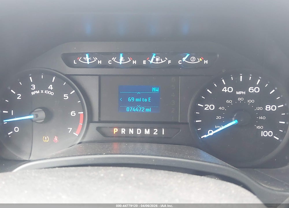 2017 FORD F-350 CHASSIS XL VIN: 1FD8W3G6XHEE29007
