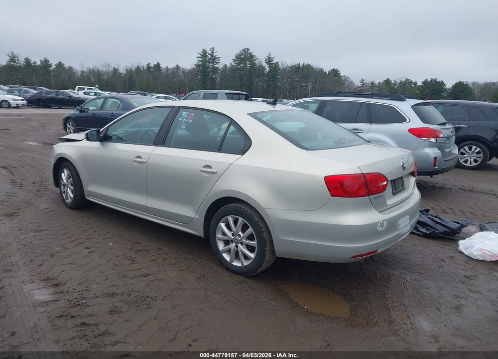 2011 VOLKSWAGEN JETTA 2.5L SE VIN: 3VWDZ7AJ9BM359187
