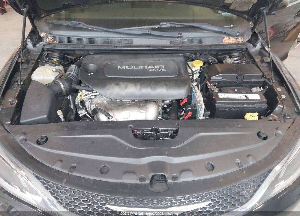 2015 CHRYSLER 200 LIMITED VIN: 1C3CCCAB6FN559817