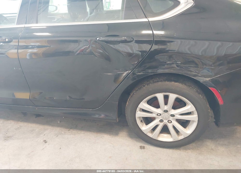 2015 CHRYSLER 200 LIMITED VIN: 1C3CCCAB6FN559817