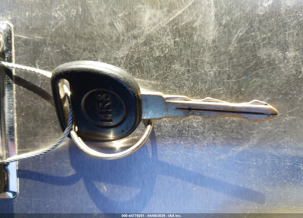 2001 CHEVROLET SILVERADO 1500 VIN: 1GCEC14V01Z197452