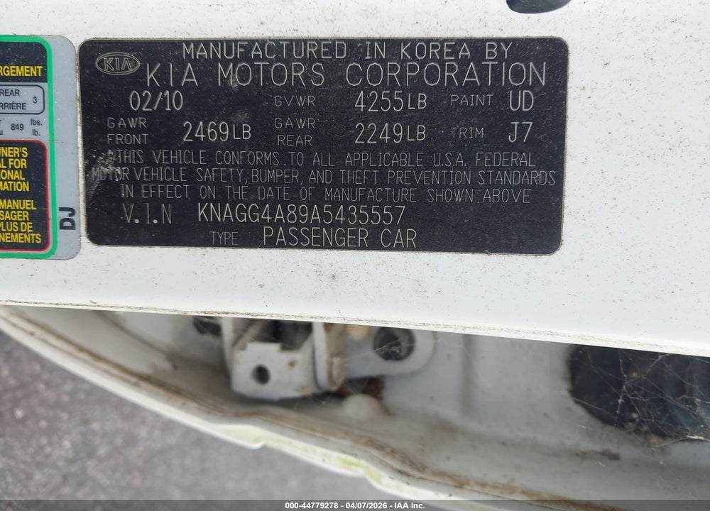 2010 KIA OPTIMA LX VIN: KNAGG4A89A5435557