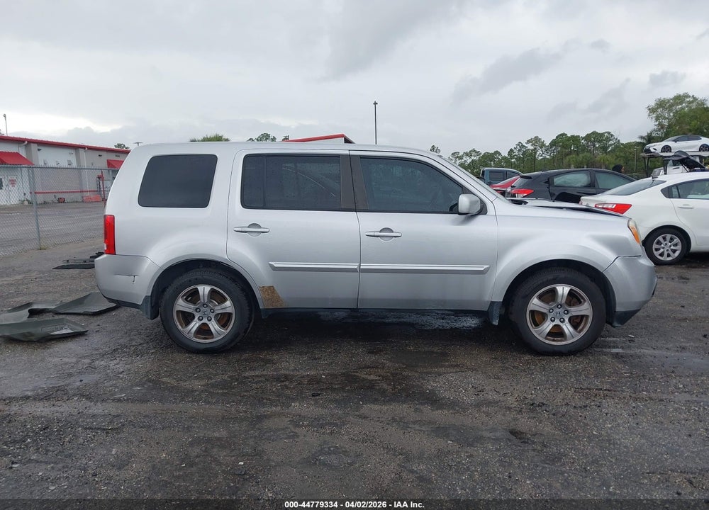 2015 HONDA PILOT EX-L VIN: 5FNYF3H51FB029908