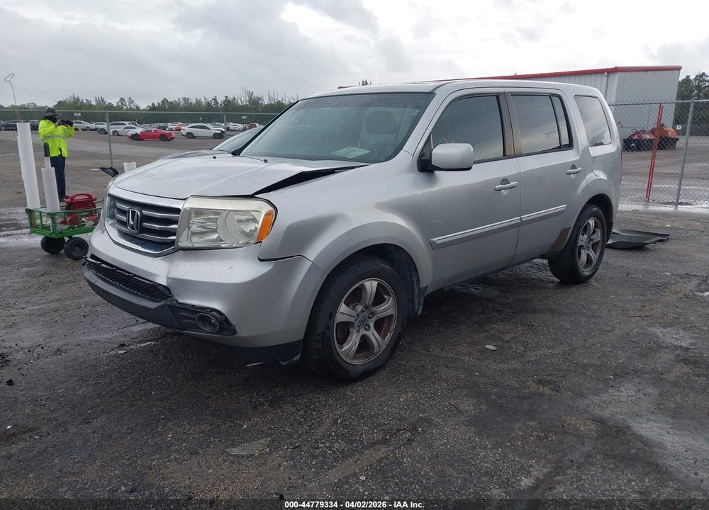 2015 HONDA PILOT EX-L VIN: 5FNYF3H51FB029908