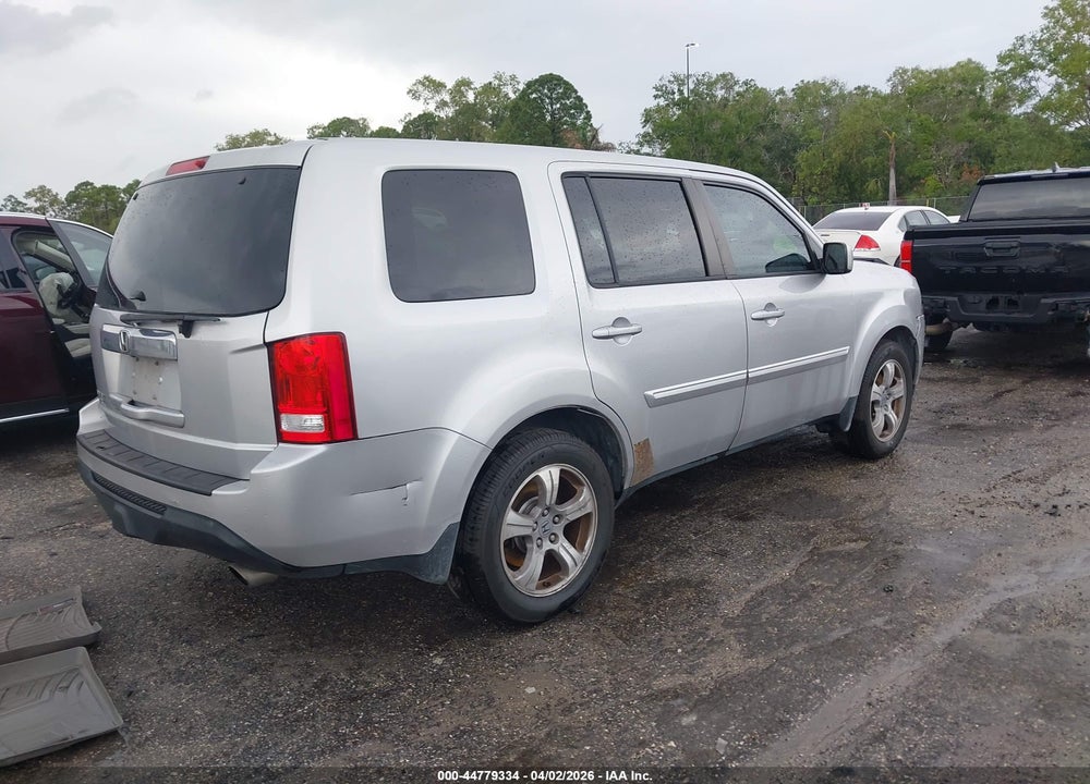 2015 HONDA PILOT EX-L VIN: 5FNYF3H51FB029908