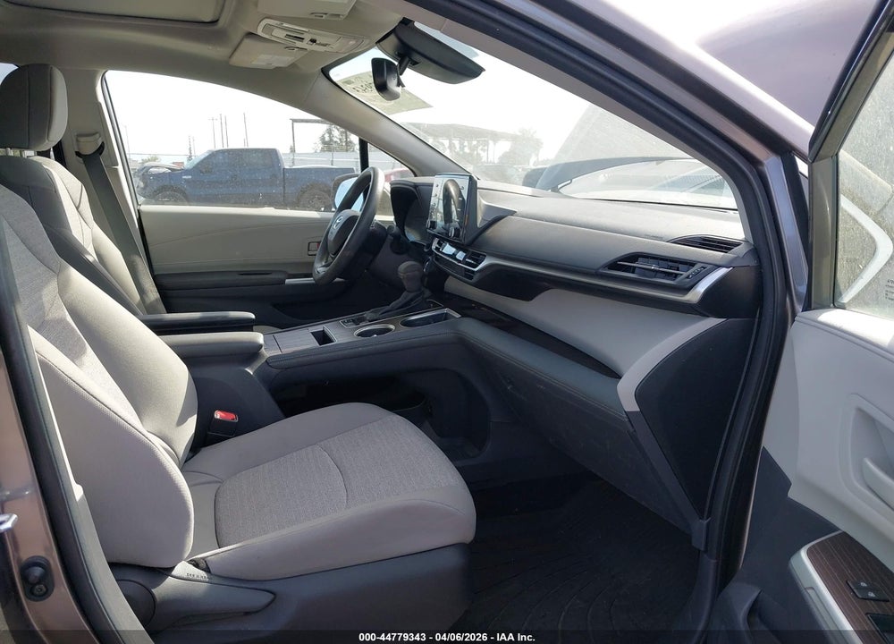 2023 TOYOTA SIENNA LE VIN: 5TDBRKEC4PS174934