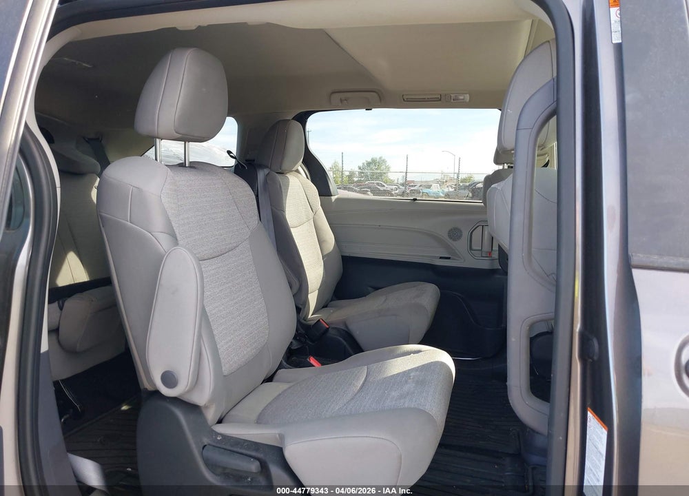 2023 TOYOTA SIENNA LE VIN: 5TDBRKEC4PS174934