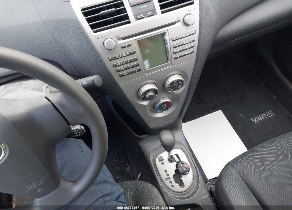 2009 TOYOTA YARIS VIN: JTDBT903794049331