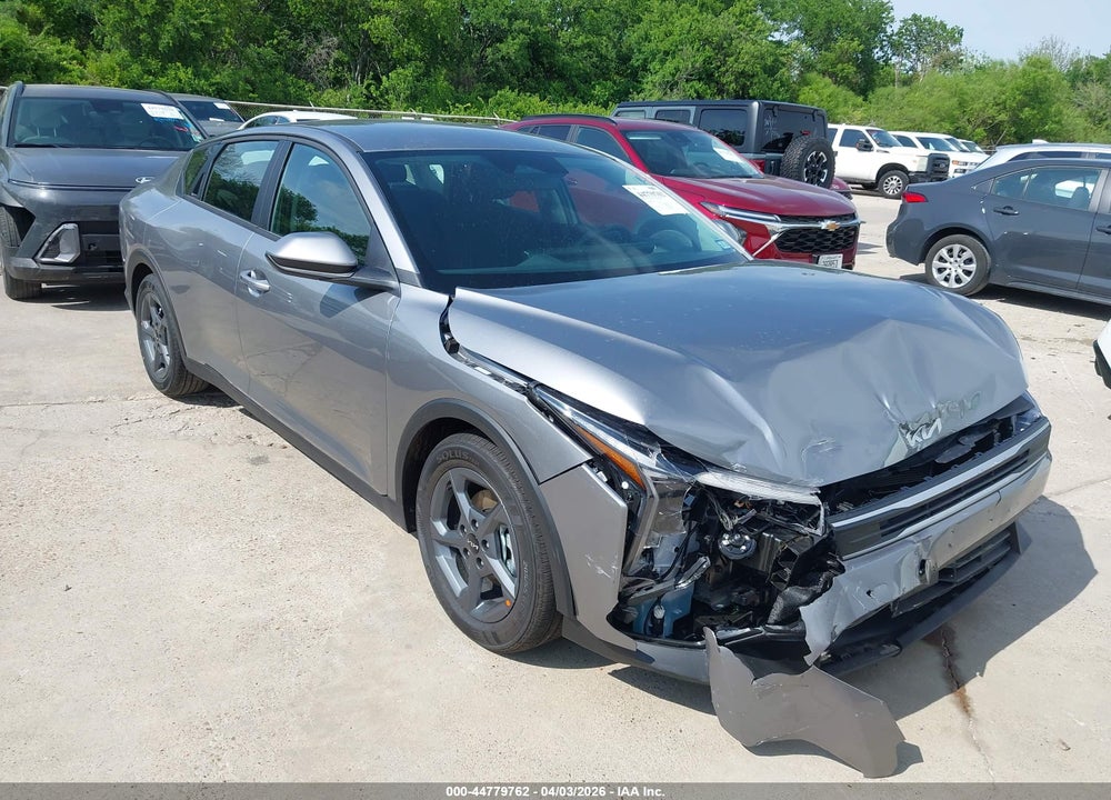 2026 KIA K4 LXS VIN: 3KPFT4DE0TE305833