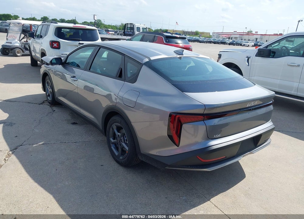 2026 KIA K4 LXS VIN: 3KPFT4DE0TE305833