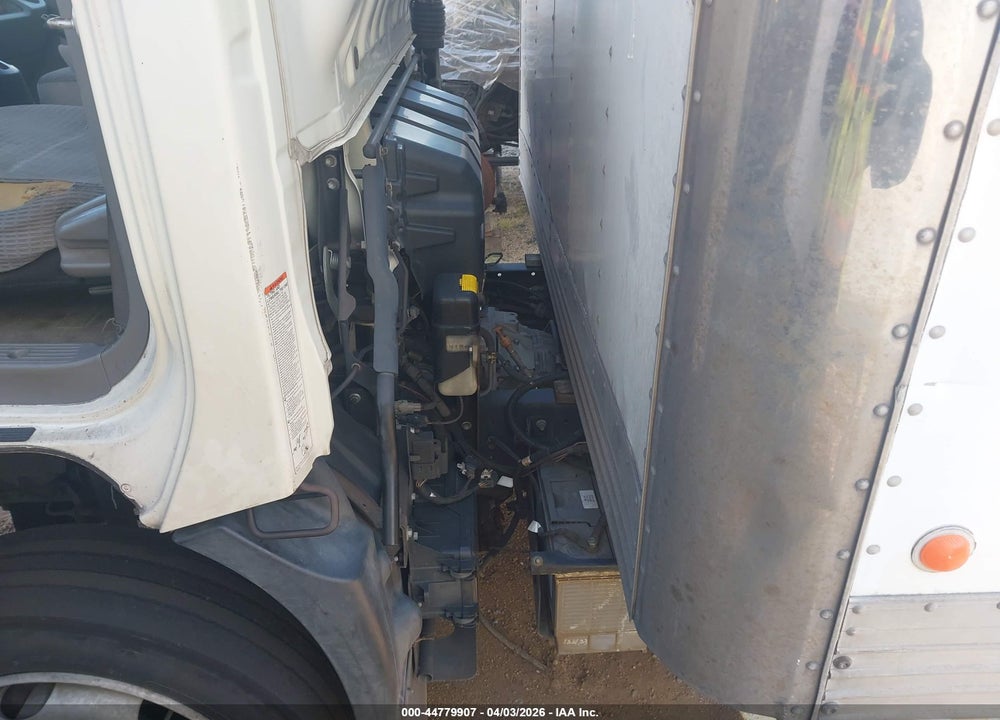 2014 HINO 195 VIN: JHHRDM2H3EK001755