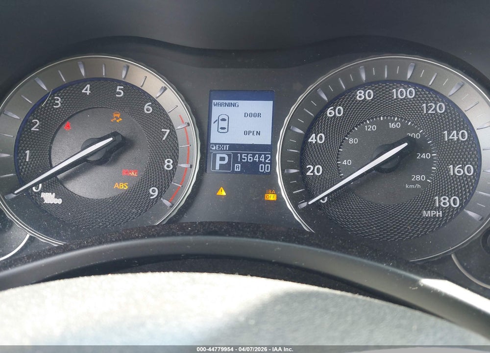 2011 INFINITI M56 VIN: JN1AY1AP8BM520220
