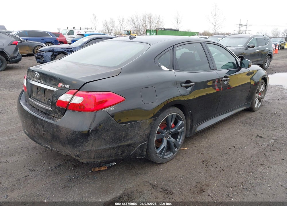 2011 INFINITI M56 VIN: JN1AY1AP8BM520220