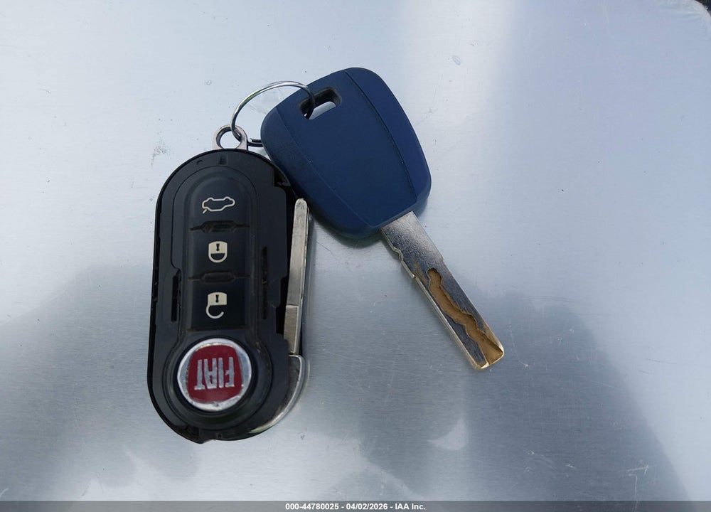 2014 FIAT 500L EASY VIN: ZFBCFABH3EZ027400