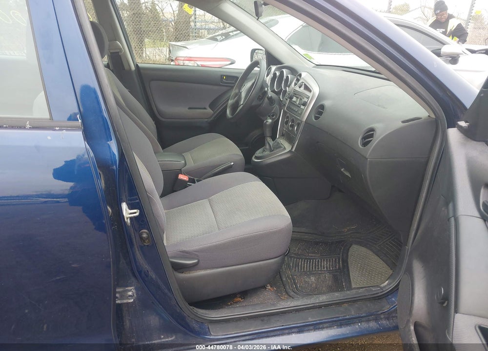 2005 TOYOTA MATRIX VIN: 2T1KR32EX5C476701