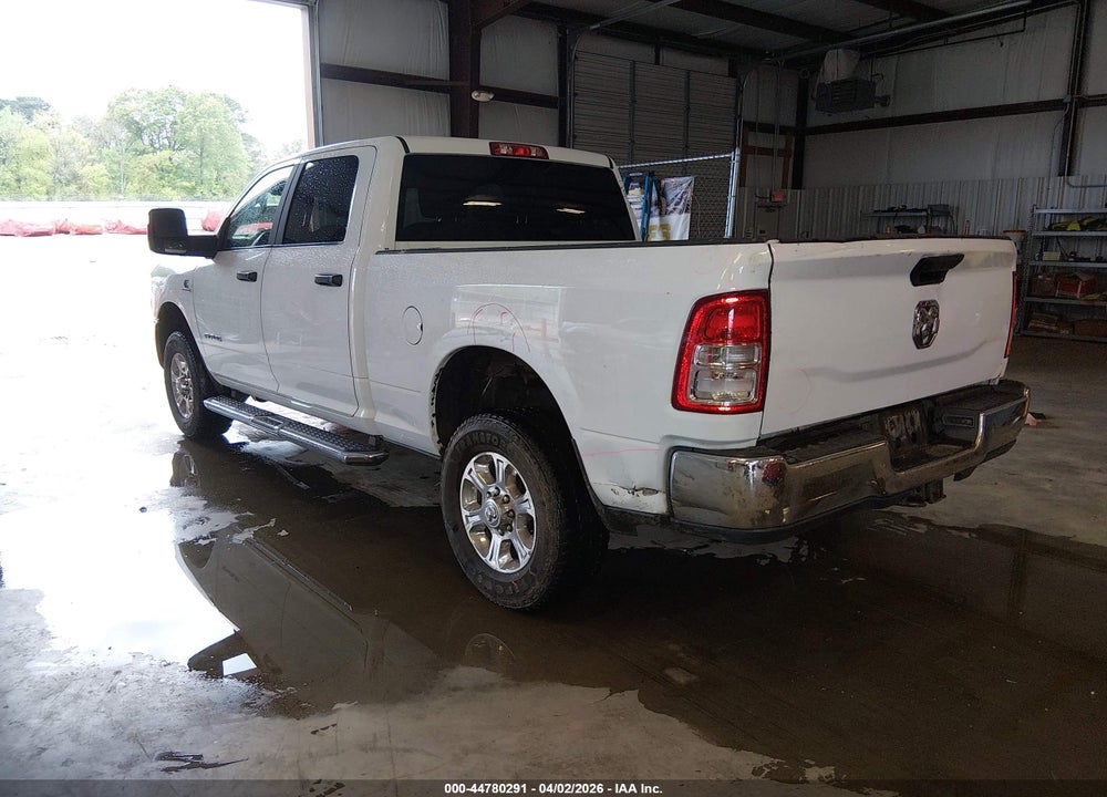 2024 RAM 2500 BIG HORN  4X4 6'4 BOX VIN: 3C6UR5DL6RG340407