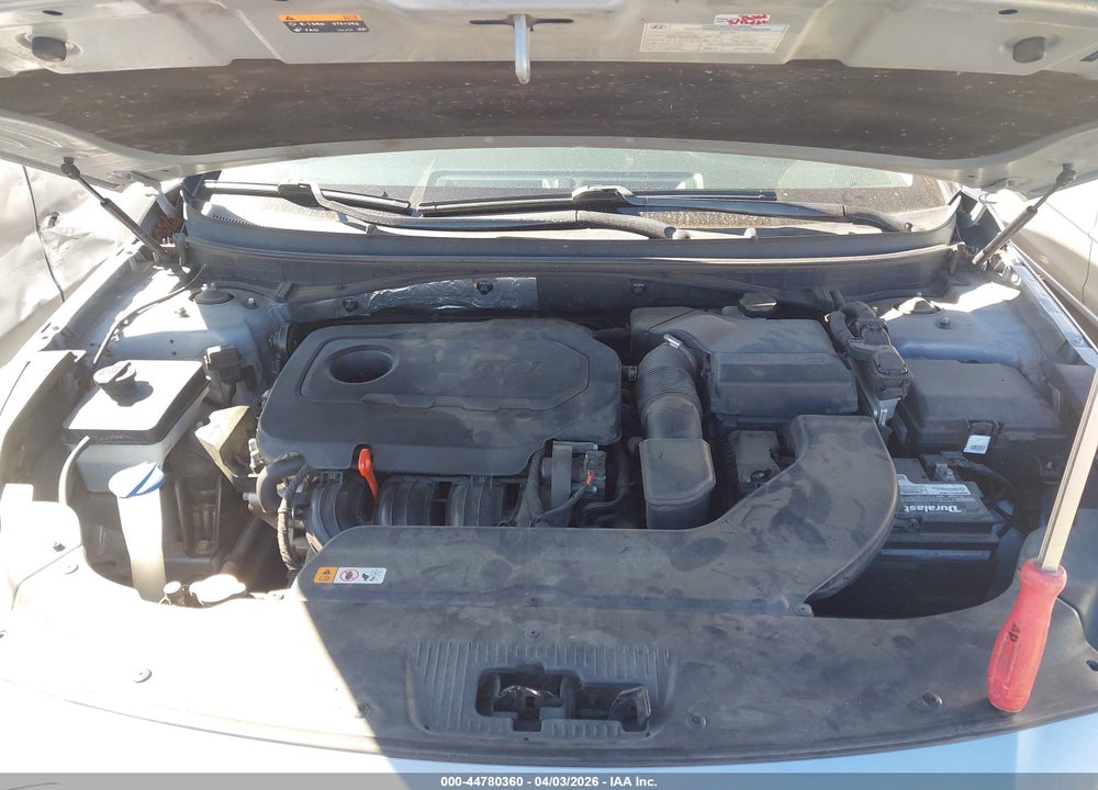 2015 HYUNDAI SONATA SE VIN: 5NPE24AF5FH194823
