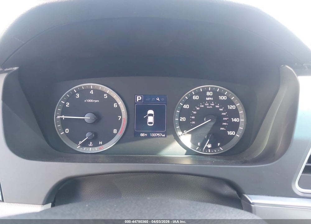 2015 HYUNDAI SONATA SE VIN: 5NPE24AF5FH194823