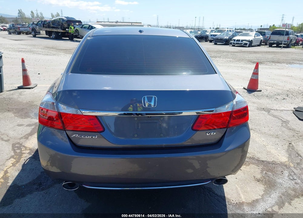 2014 HONDA ACCORD EX-L V-6 VIN: 1HGCR3F83EA013345