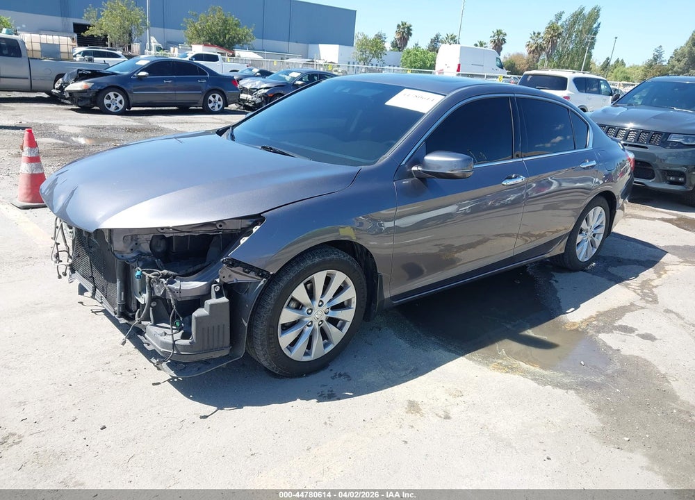 2014 HONDA ACCORD EX-L V-6 VIN: 1HGCR3F83EA013345