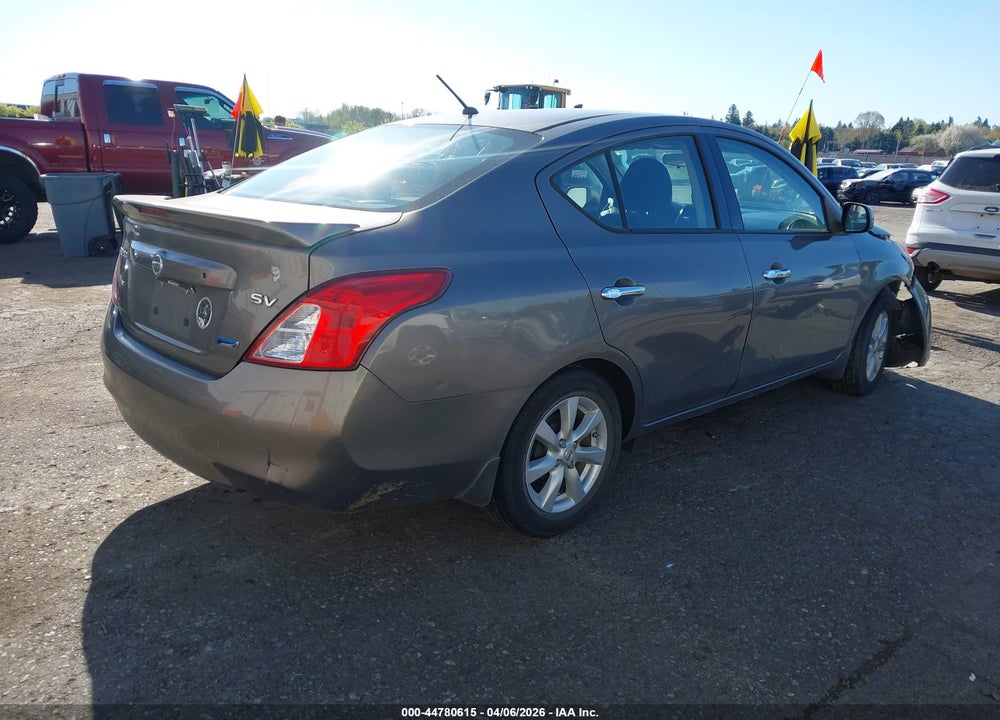 2014 NISSAN VERSA 1.6 SV VIN: 3N1CN7AP5EL864011