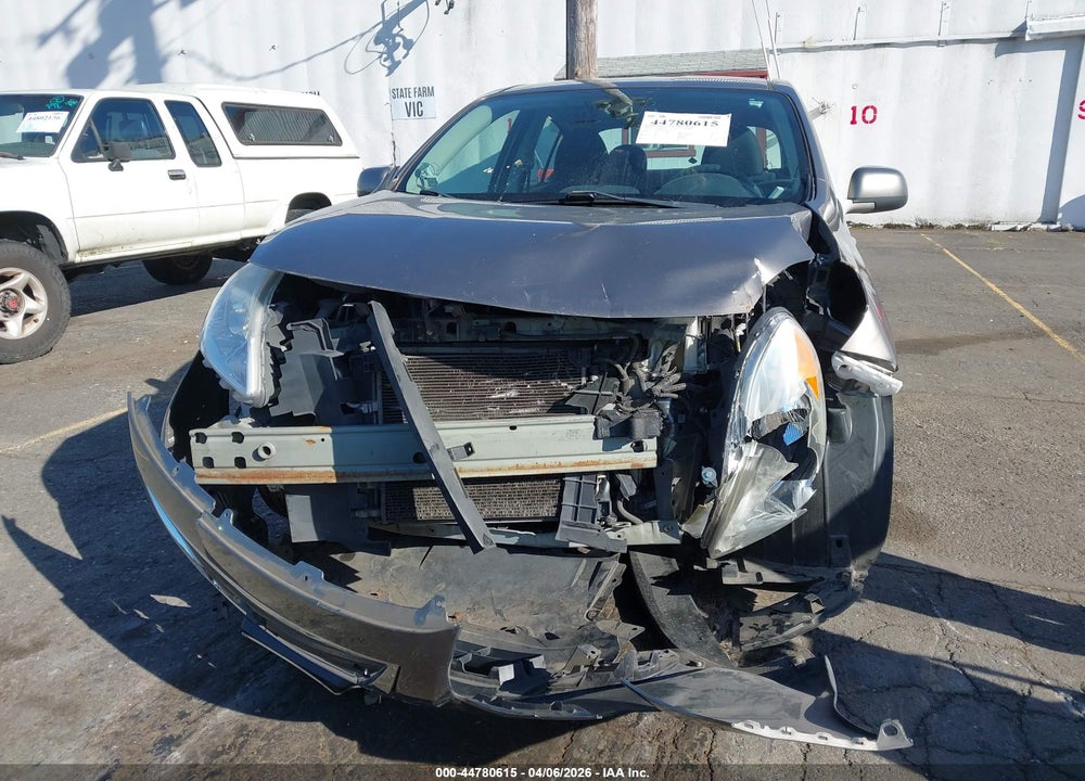 2014 NISSAN VERSA 1.6 SV VIN: 3N1CN7AP5EL864011