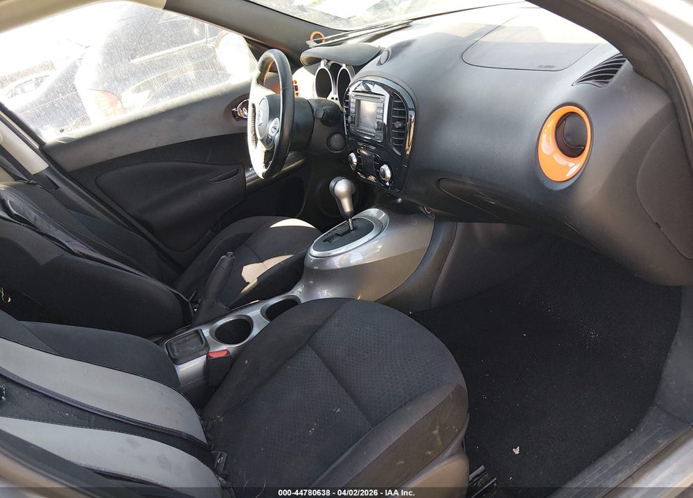 2011 NISSAN JUKE SV VIN: JN8AF5MR0BT022451