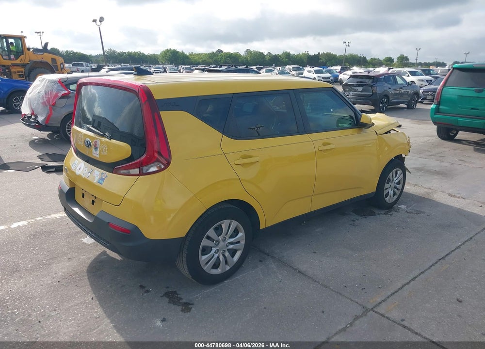2020 KIA SOUL LX VIN: KNDJ23AUXL7077262