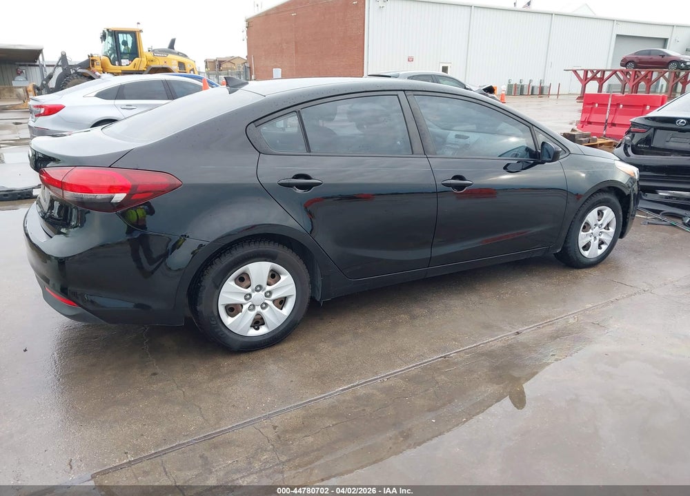 2017 KIA FORTE LX VIN: 3KPFL4A71HE123376
