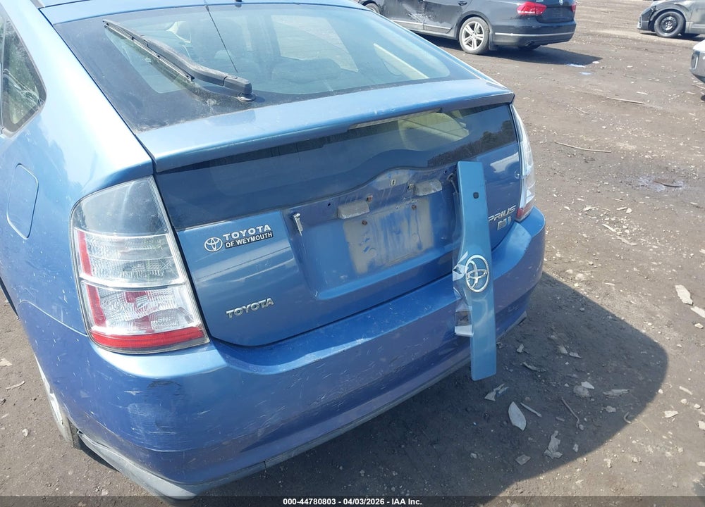 2005 TOYOTA PRIUS VIN: JTDKB20U157013484