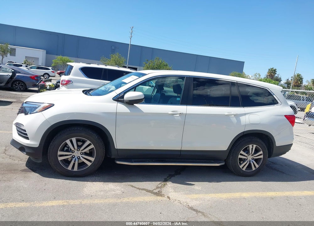 2017 HONDA PILOT EX-L VIN: 5FNYF6H5XHB044749