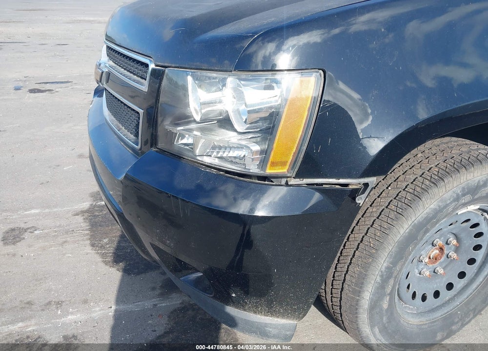 2014 CHEVROLET SUBURBAN 1500 LT VIN: 1GNSKJE71ER135934