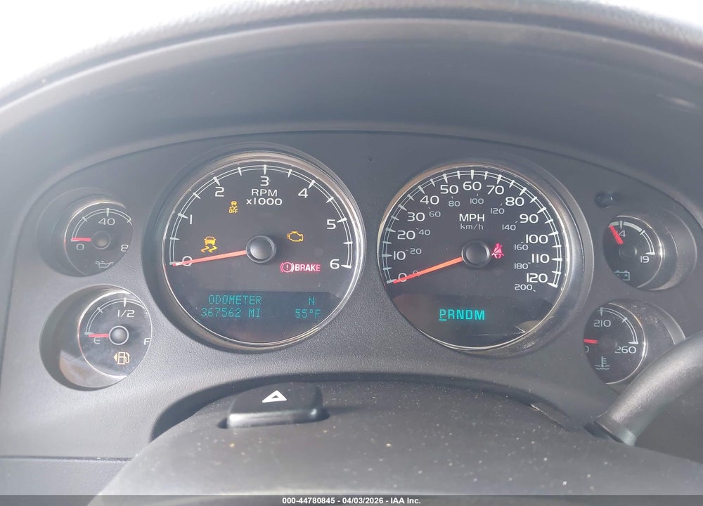 2014 CHEVROLET SUBURBAN 1500 LT VIN: 1GNSKJE71ER135934