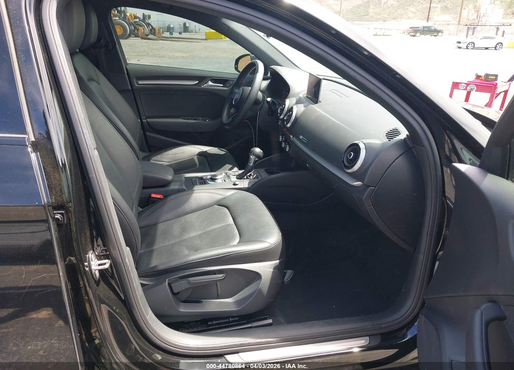 2019 AUDI A3 40 PREMIUM/40 TITANIUM PREMIUM VIN: WAUAUGFF5KA095789