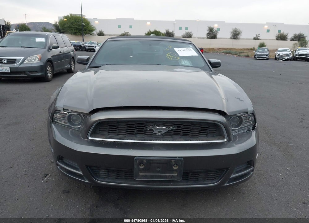 2014 FORD MUSTANG V6 PREMIUM VIN: 1ZVBP8EM6E5292307