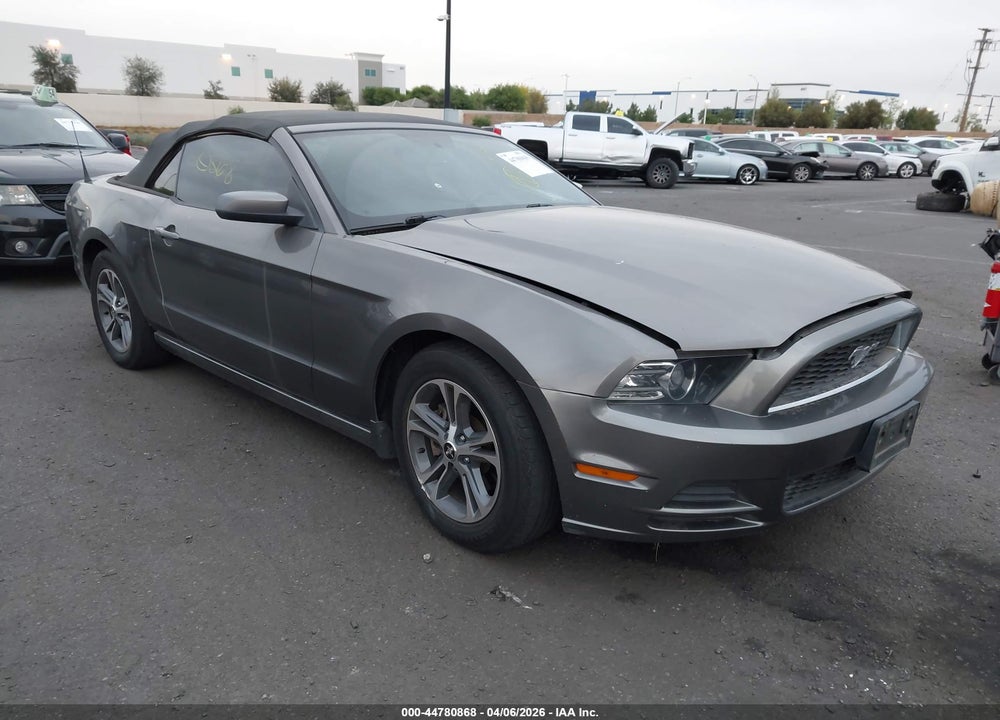 2014 FORD MUSTANG V6 PREMIUM VIN: 1ZVBP8EM6E5292307