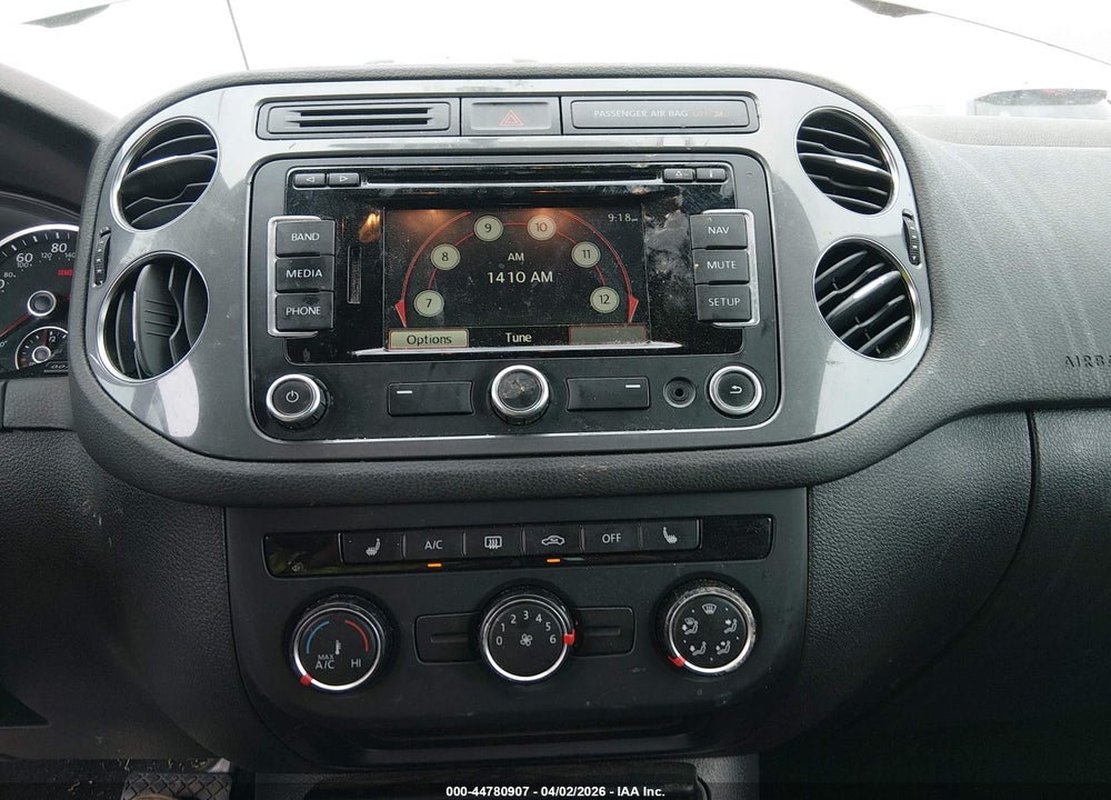 2014 VOLKSWAGEN TIGUAN SE VIN: WVGAV3AX6EW617017