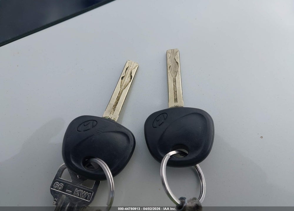 2012 HYUNDAI SONATA GLS VIN: 5NPEB4ACXCH338318