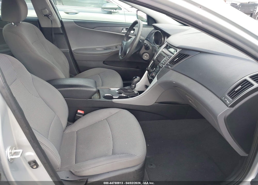 2012 HYUNDAI SONATA GLS VIN: 5NPEB4ACXCH338318