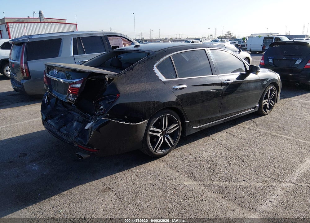 2017 HONDA ACCORD TOURING V6 VIN: 1HGCR3F97HA043395