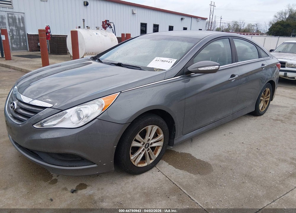 2014 HYUNDAI SONATA GLS VIN: 5NPEB4AC0EH832223