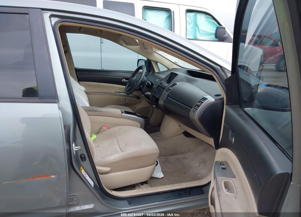 2005 TOYOTA PRIUS VIN: JTDKB20U150129325
