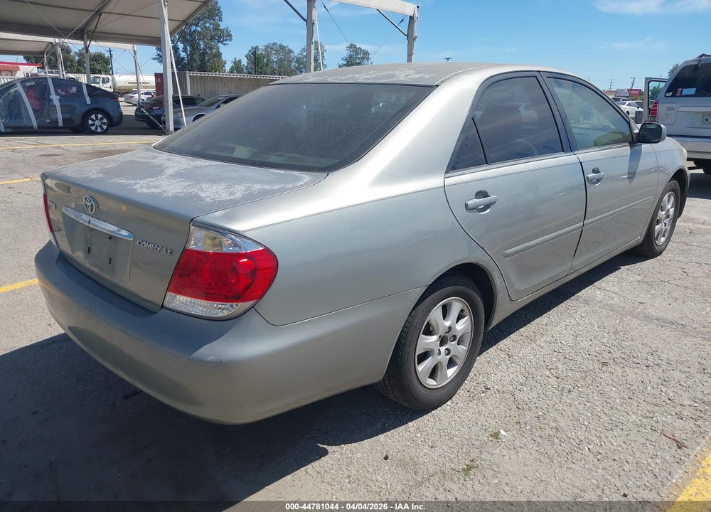 2005 TOYOTA CAMRY LE VIN: 4T1BE30K35U522940