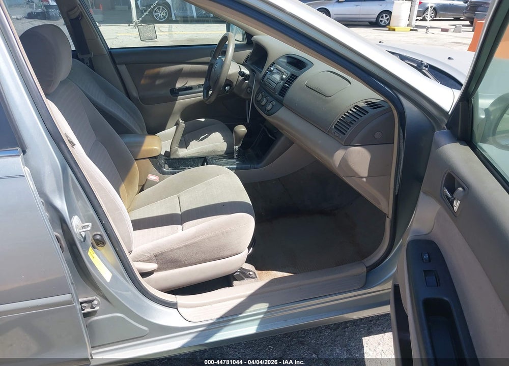 2005 TOYOTA CAMRY LE VIN: 4T1BE30K35U522940