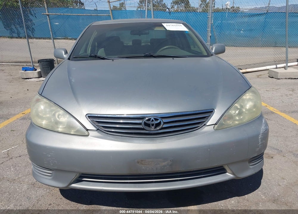 2005 TOYOTA CAMRY LE VIN: 4T1BE30K35U522940