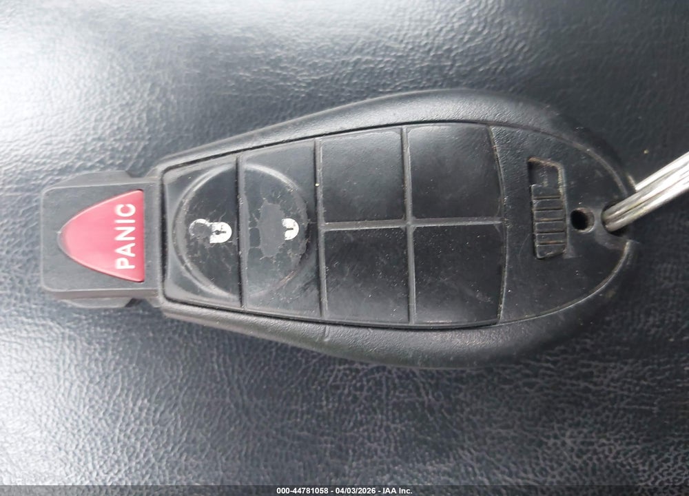 2014 JEEP CHEROKEE LATITUDE VIN: 1C4PJLCS1EW106052
