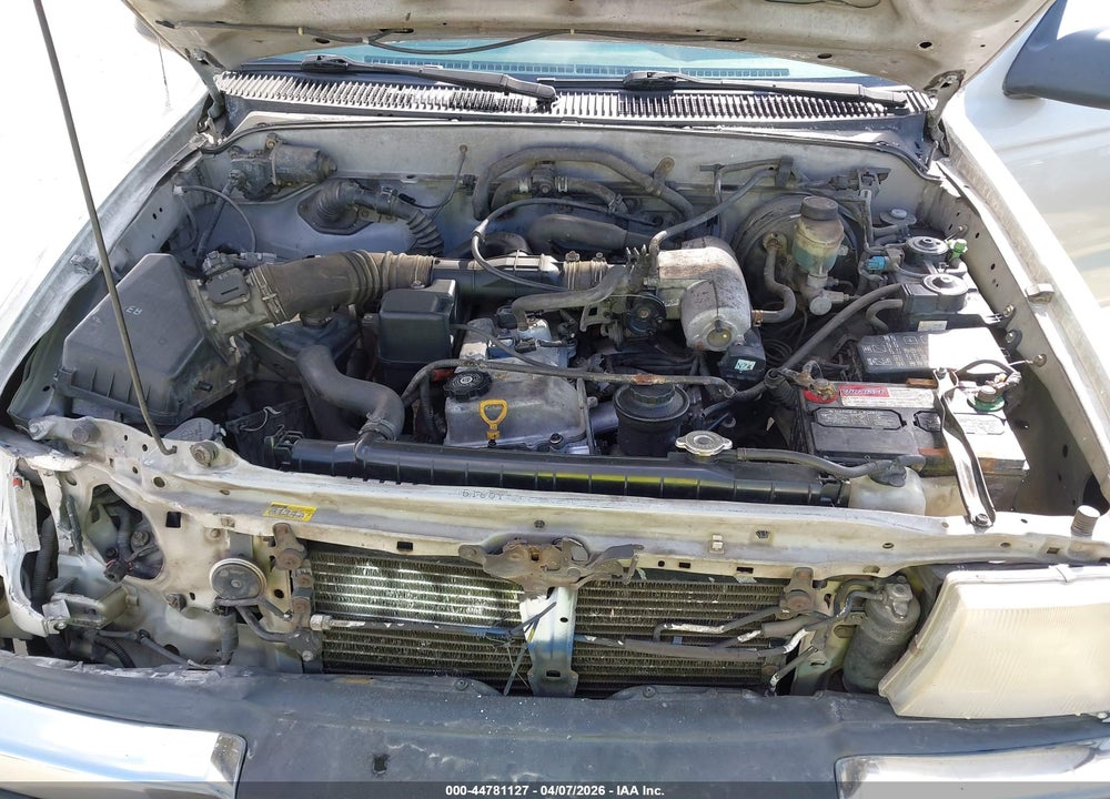 2000 TOYOTA TACOMA VIN: 5TENL42N2YZ686146