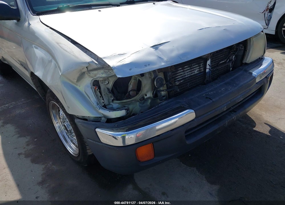 2000 TOYOTA TACOMA VIN: 5TENL42N2YZ686146