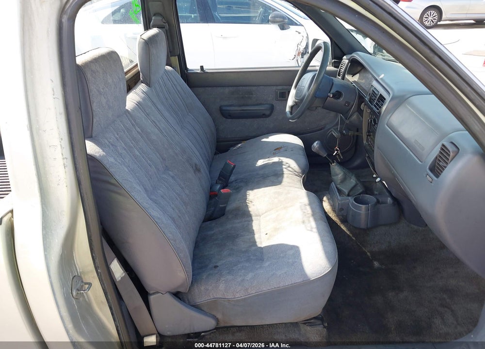 2000 TOYOTA TACOMA VIN: 5TENL42N2YZ686146