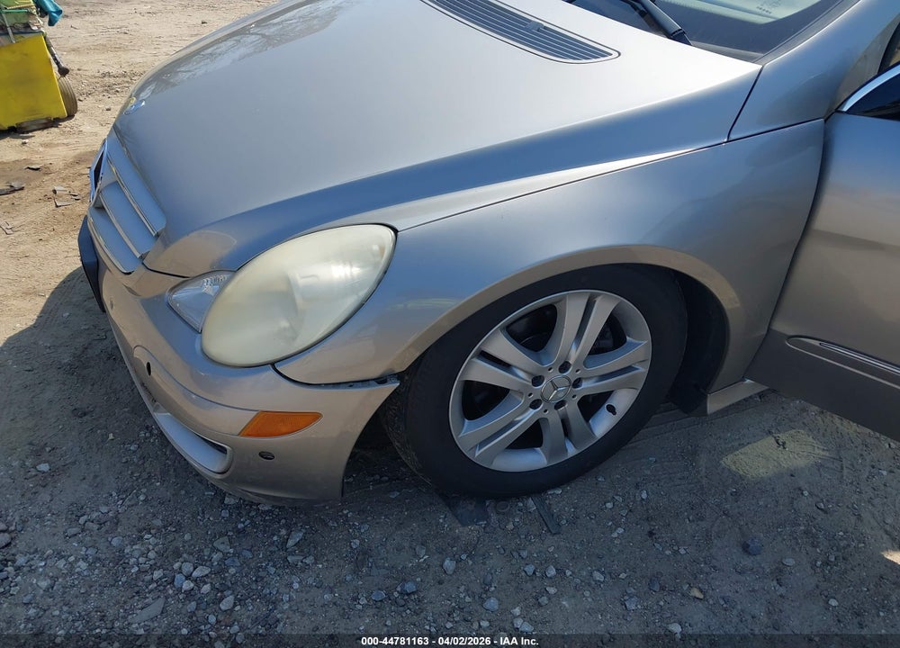 2006 MERCEDES-BENZ R 500 4MATIC VIN: 4JGCB75E66A003598